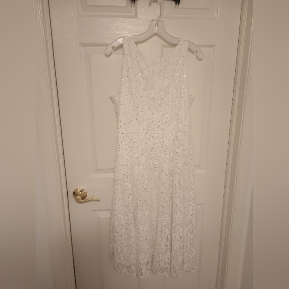 Danny & Nicole White Sleeveless Wedding Dress